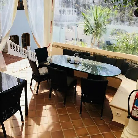 La Casa Blanca Maspalomas - - Adults Only Affittacamere
